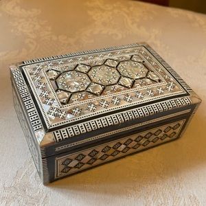 Stunning mother of pearl, wood hand crafted inlaid wooden trinket, jewelry box